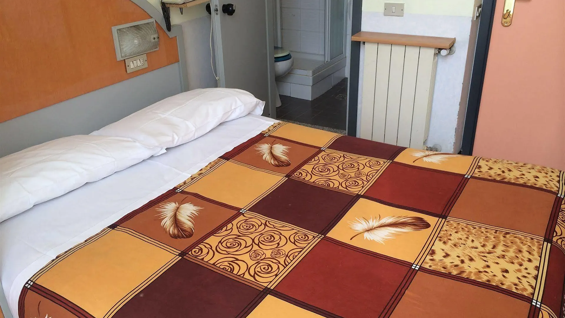 Hotel Mazzini 레토이아니