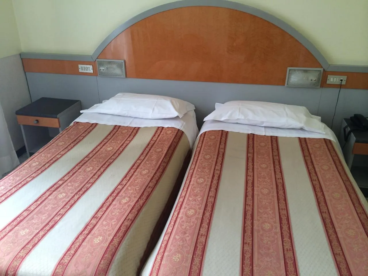 Hotel Mazzini Letojanni