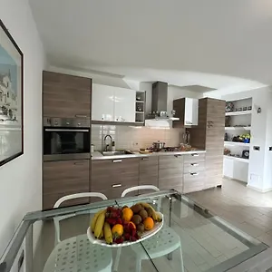 https://casa-grazia-letojanni-centro.sicilyhotelsitaly.net