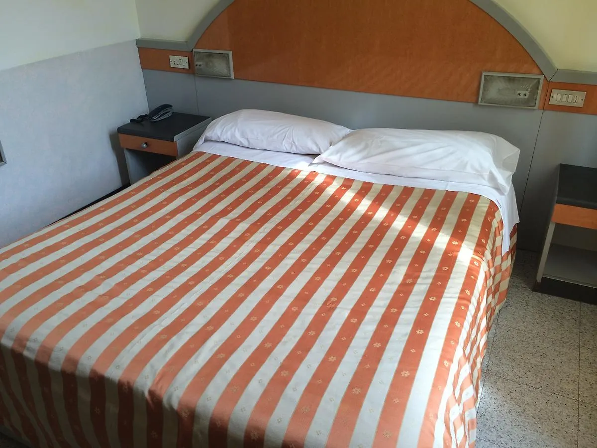 Hotel Mazzini Letojanni Italia